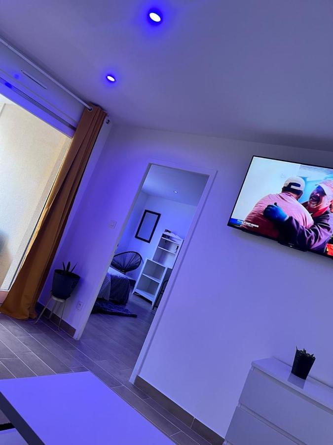 Carol California Apartment Chevigny-Saint-Sauveur Екстериор снимка